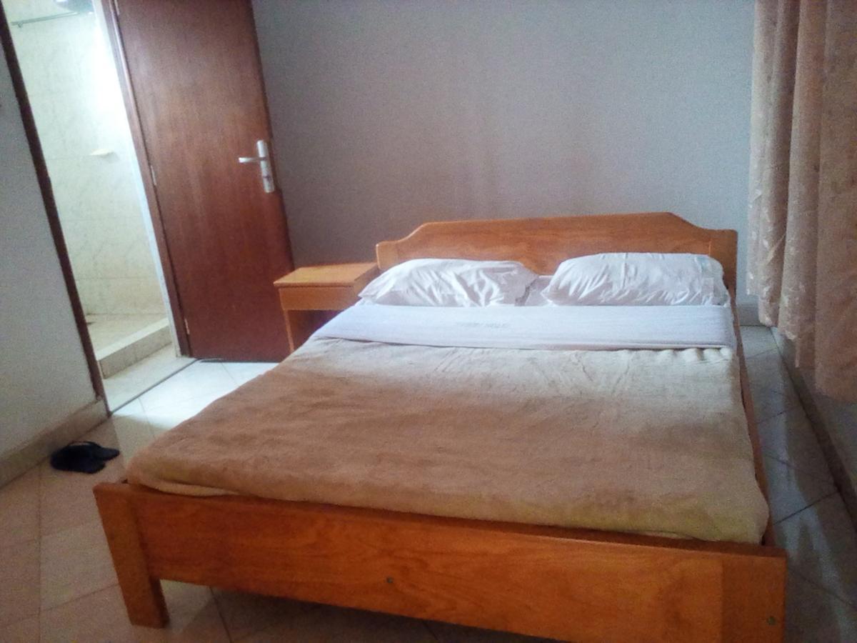 Mamba Hotel Кампала Екстер'єр фото
